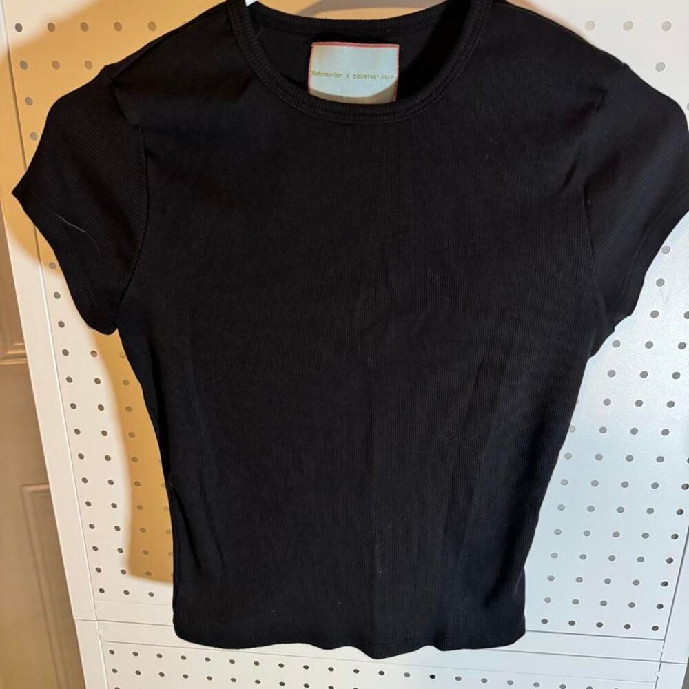 Reformation x Courtney Grow Gianna Tee Black Size M